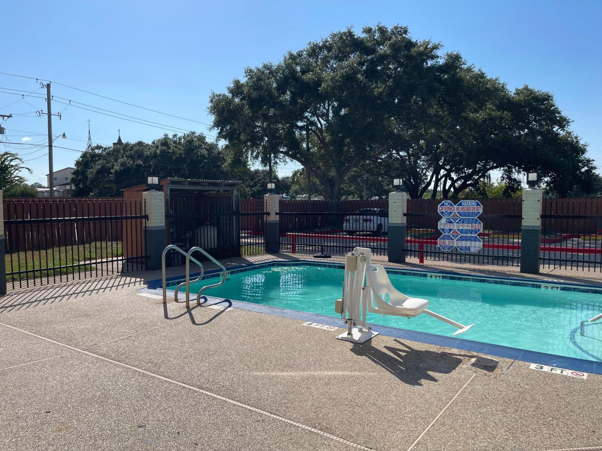 Hotel Days By Wyndham Tx