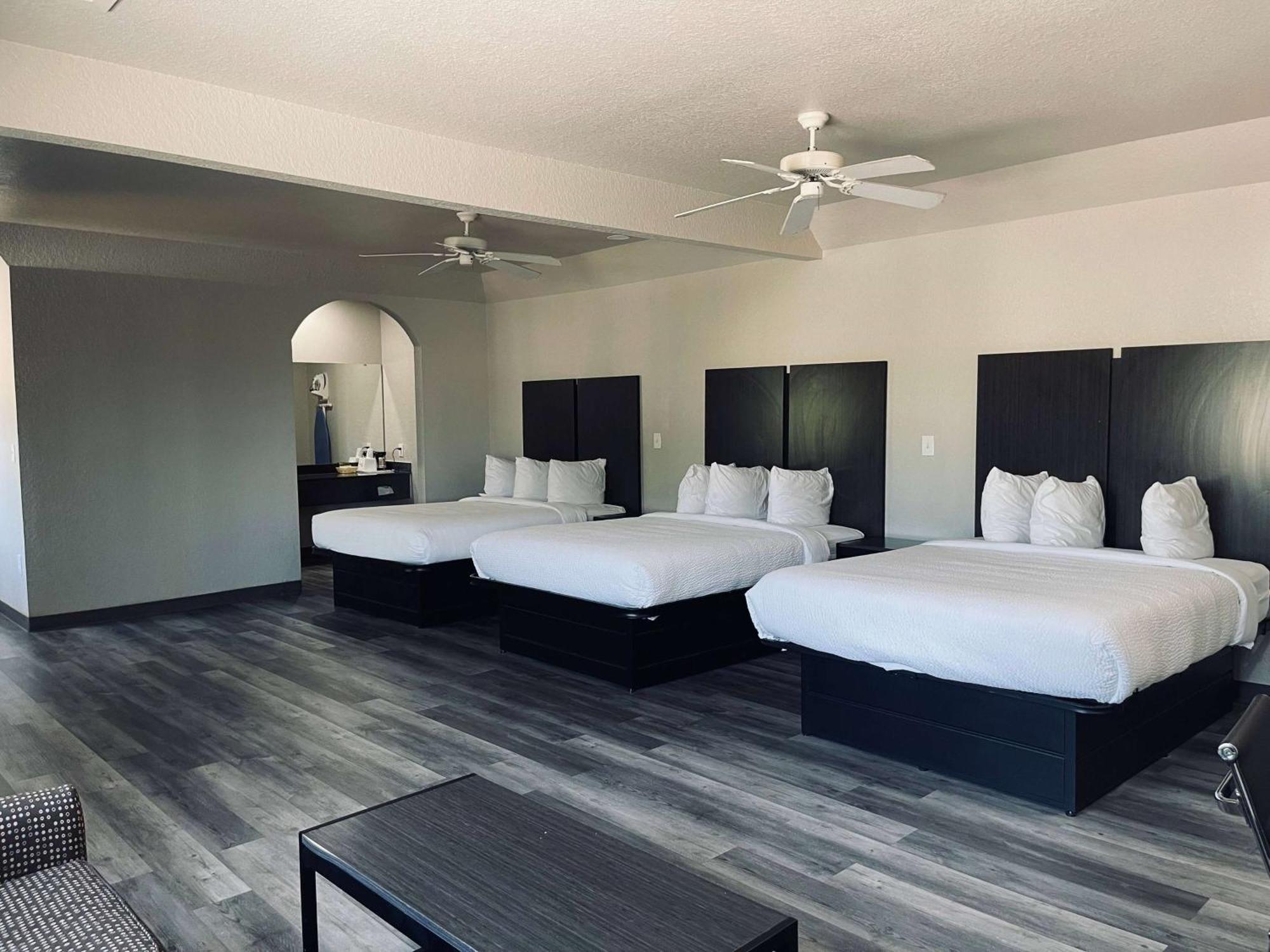 Hotel Days By Wyndham Tx 2*