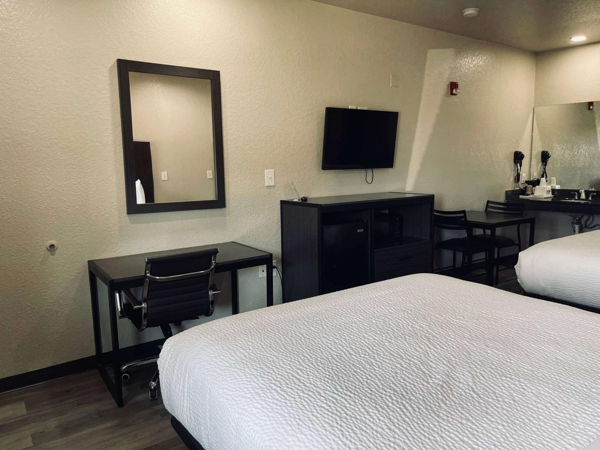 Hotel Days By Wyndham Tx Dickinson